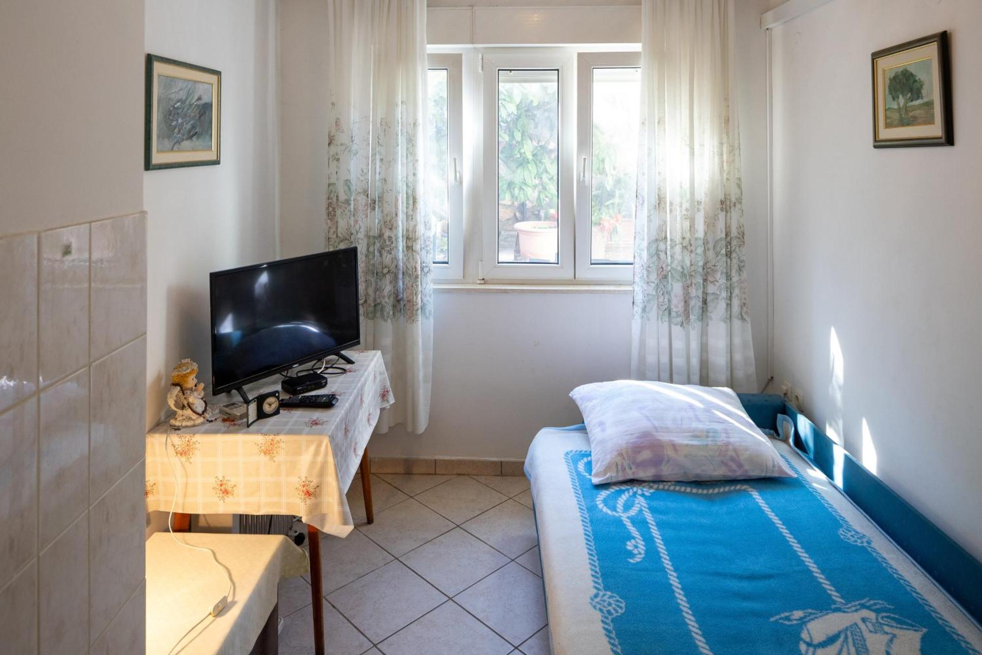 Apartments By The Sea Cove Zarace - Gdinj, Hvar - 2047 Chambre photo